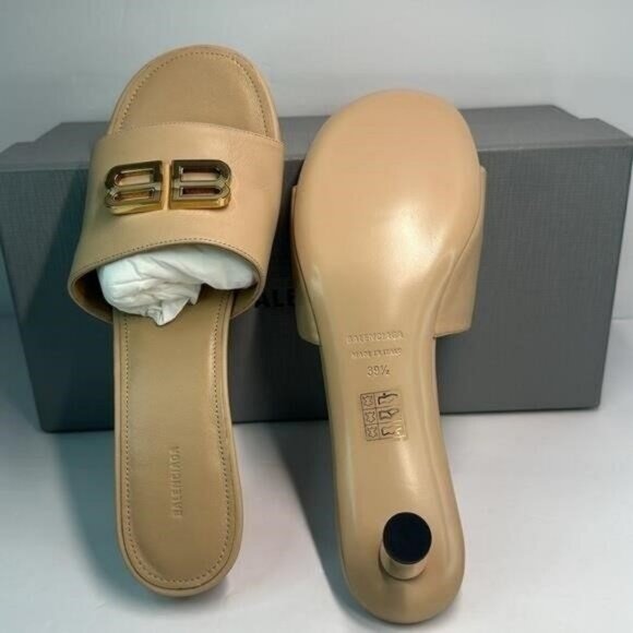 New Authentic- BALENCIAGA Groupie BB Logo Slide Sandal - Seashell/ Gold Size395 - Picture 11 of 14